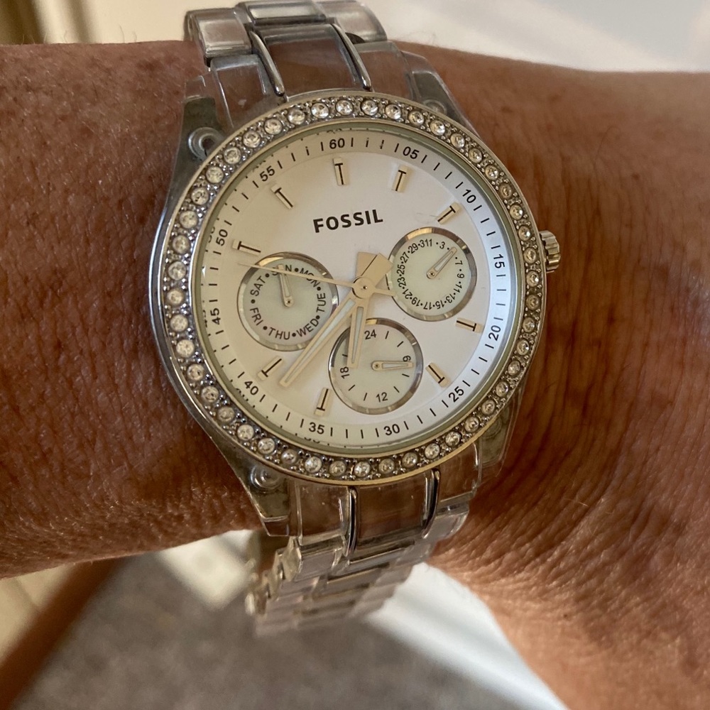 Fossil Watch - Picture 6 of 6